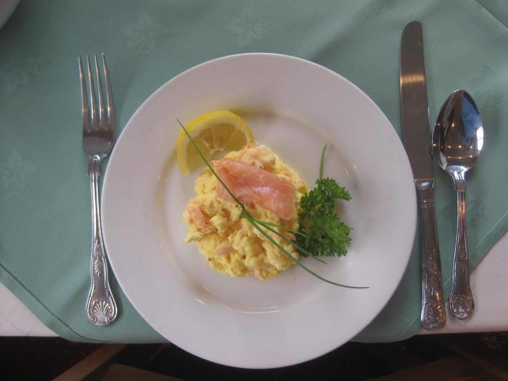 Ben Breen House B&B คลิฟเดน ภายนอก รูปภาพ