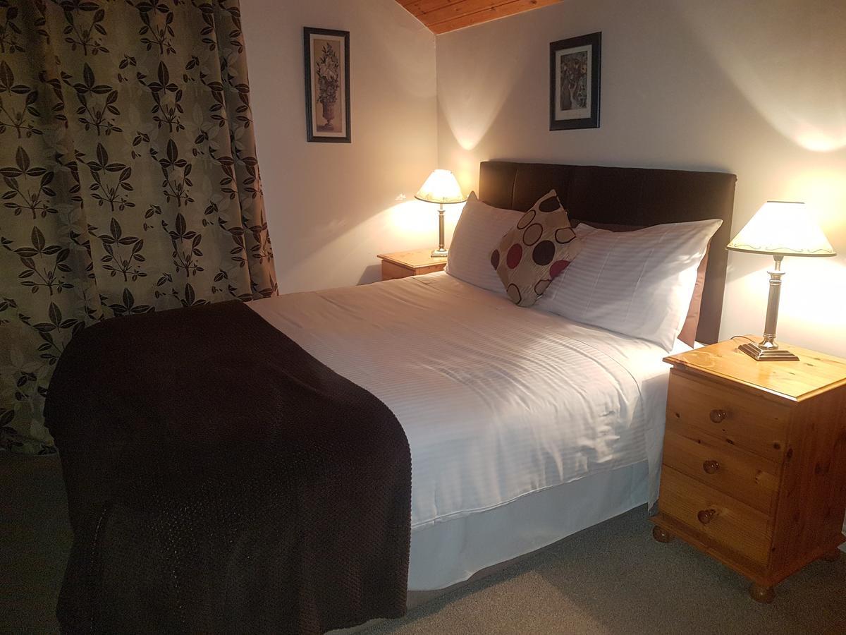 Ben Breen House B&B คลิฟเดน ภายนอก รูปภาพ